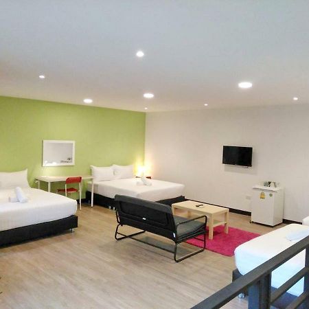 The M Pool Villas Bangkok - Bts Ekkamai Bagian luar foto