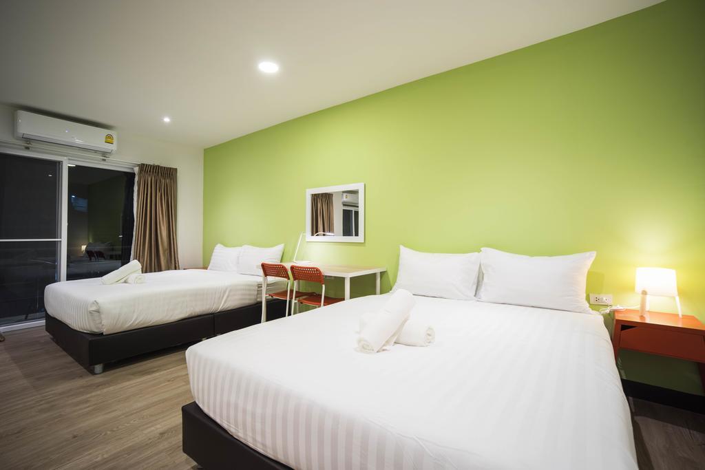 The M Pool Villas Bangkok - Bts Ekkamai Bagian luar foto